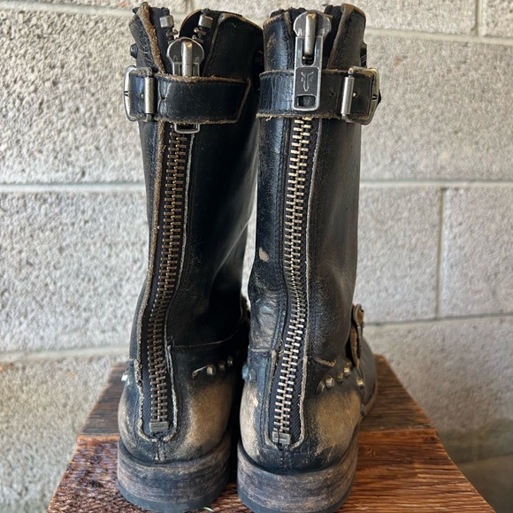 Frye Studded Vintage Wash Motorcycle Boots Black Short 7.5 - Picture 4 of 6